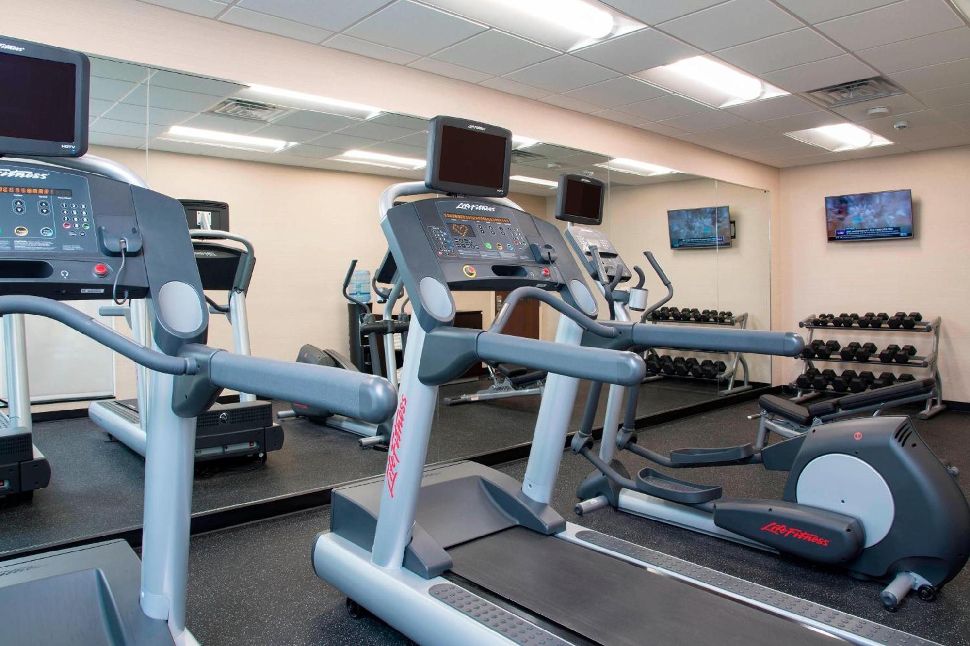 Fairfield Inn & Suites By Marriott Jackson Clinton Eksteriør bilde
