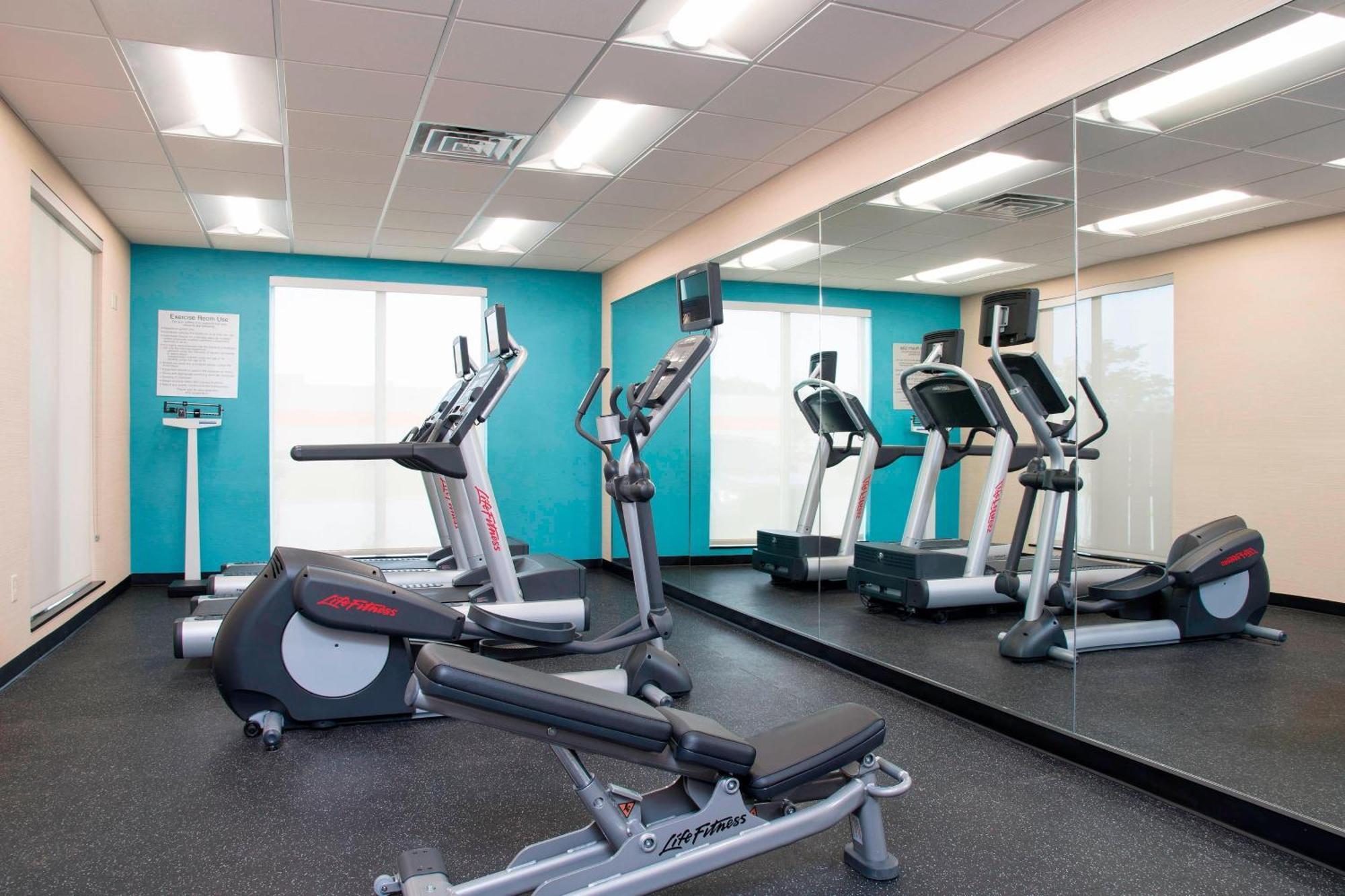 Fairfield Inn & Suites By Marriott Jackson Clinton Eksteriør bilde