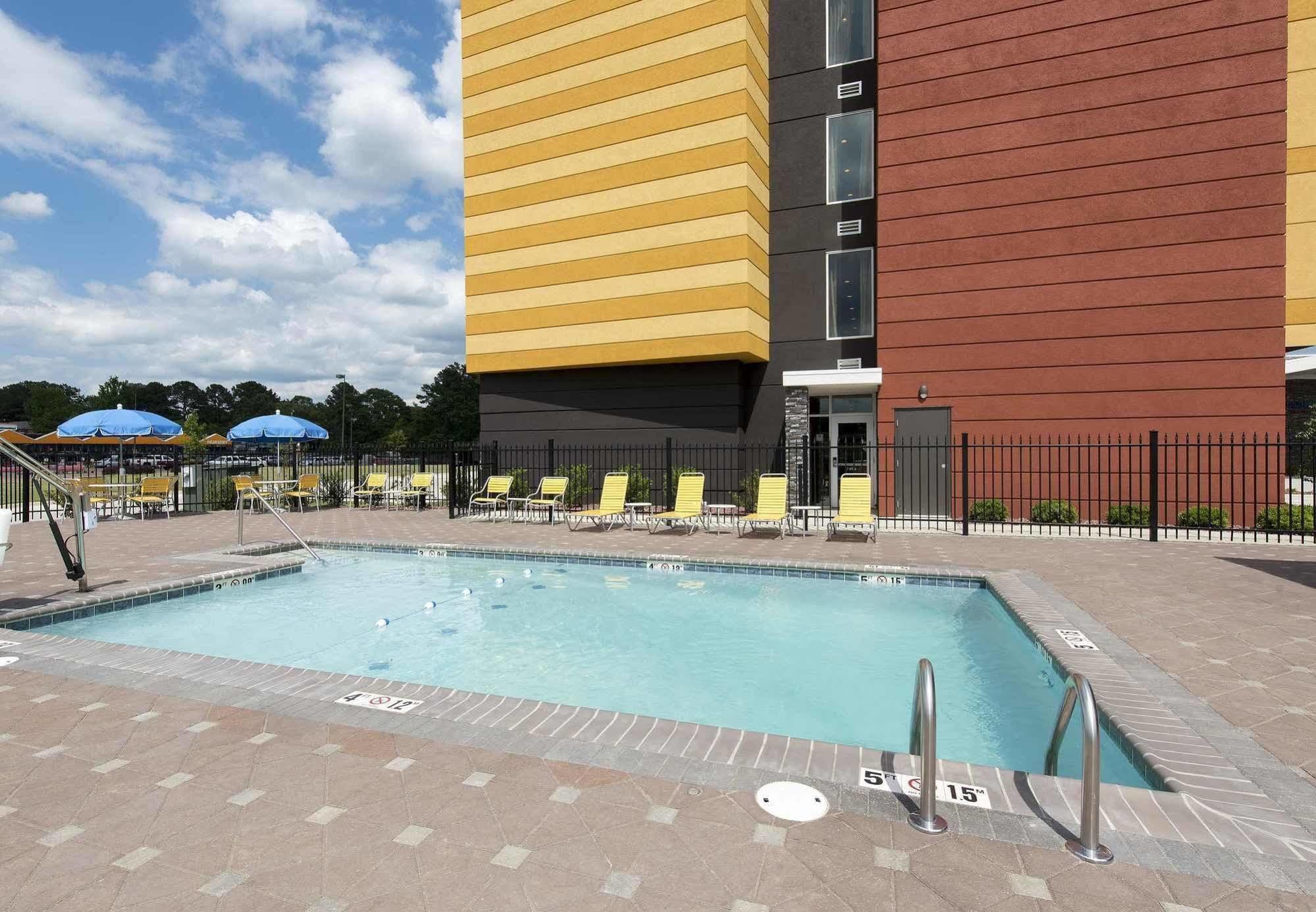 Fairfield Inn & Suites By Marriott Jackson Clinton Eksteriør bilde